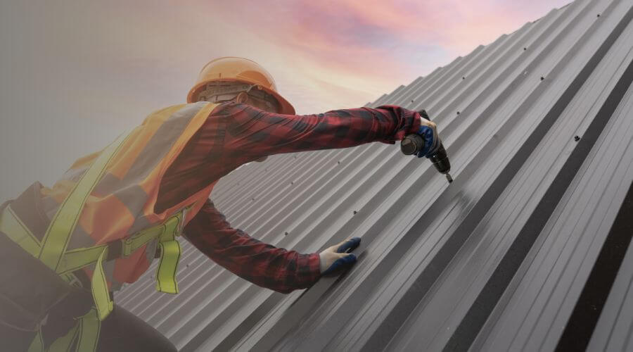 Professional gutter cleaning in Champlain, NY